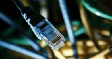 زیر سمندر کیبل میں خرابی سے پاکستان میں انٹرنیٹ سروس متاثر